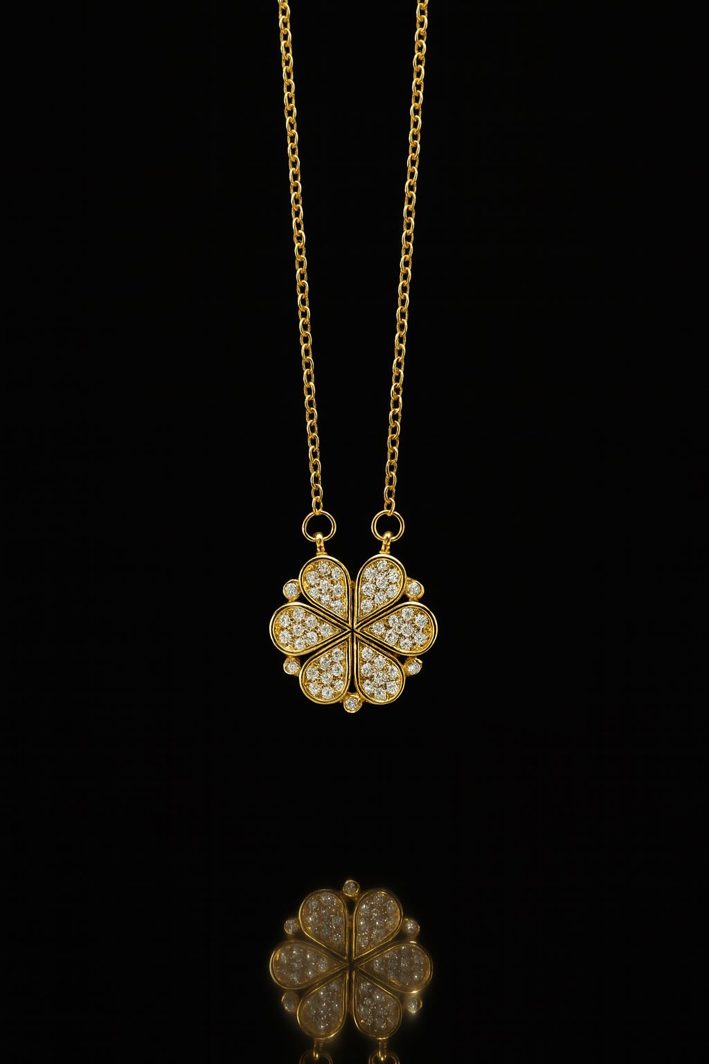 Magnetic Clover Gold Plated Neckpiece