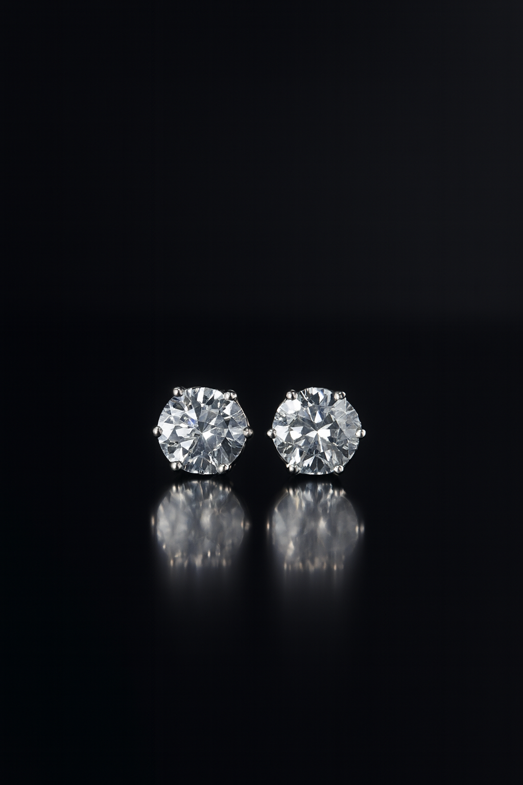 Eterna Shine Earrings