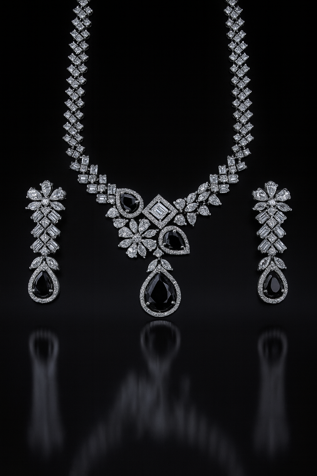 Noir Majesty Necklace Set