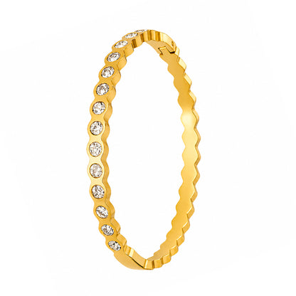 Scalloped Crystal Gold 18k Gold Plated Bangle Bracelet