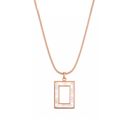 Aurora Frame – Rose Gold-Plated Mother of Pearl Neckpiece