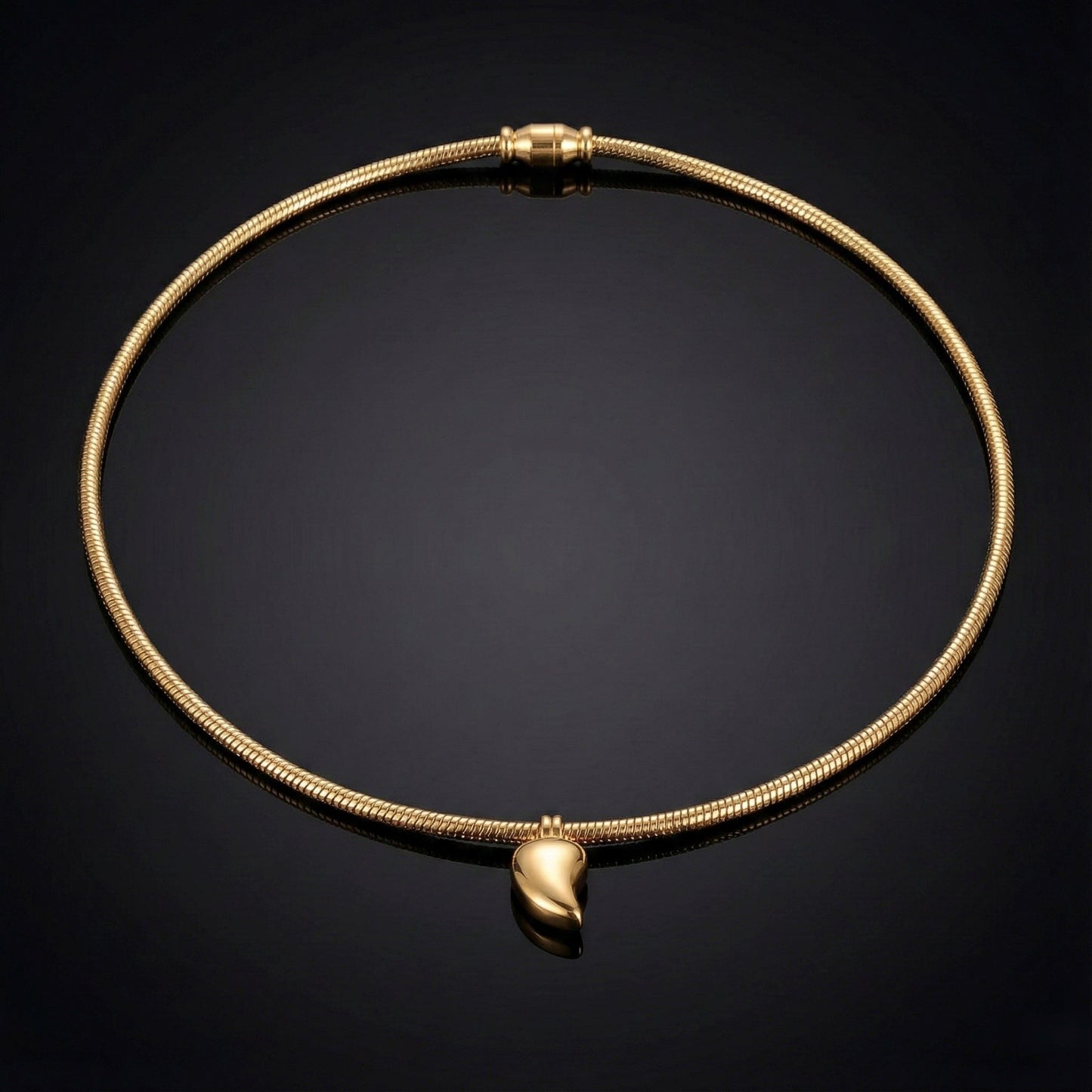 Sculpted Teardrop Magnetic 18k Gold Plated Choker