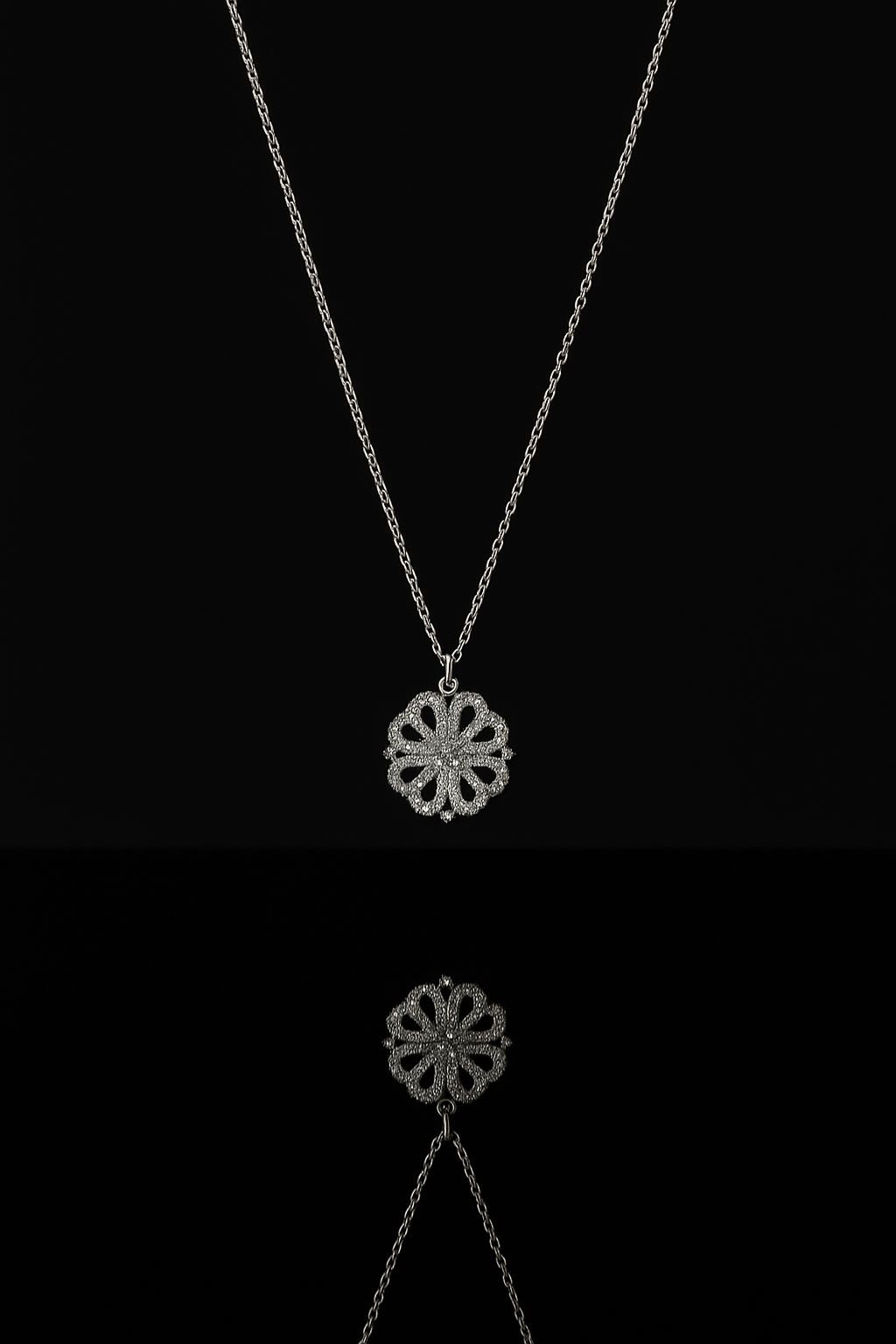 Clover Hearts Magnetic Silver Plated Neckpiece